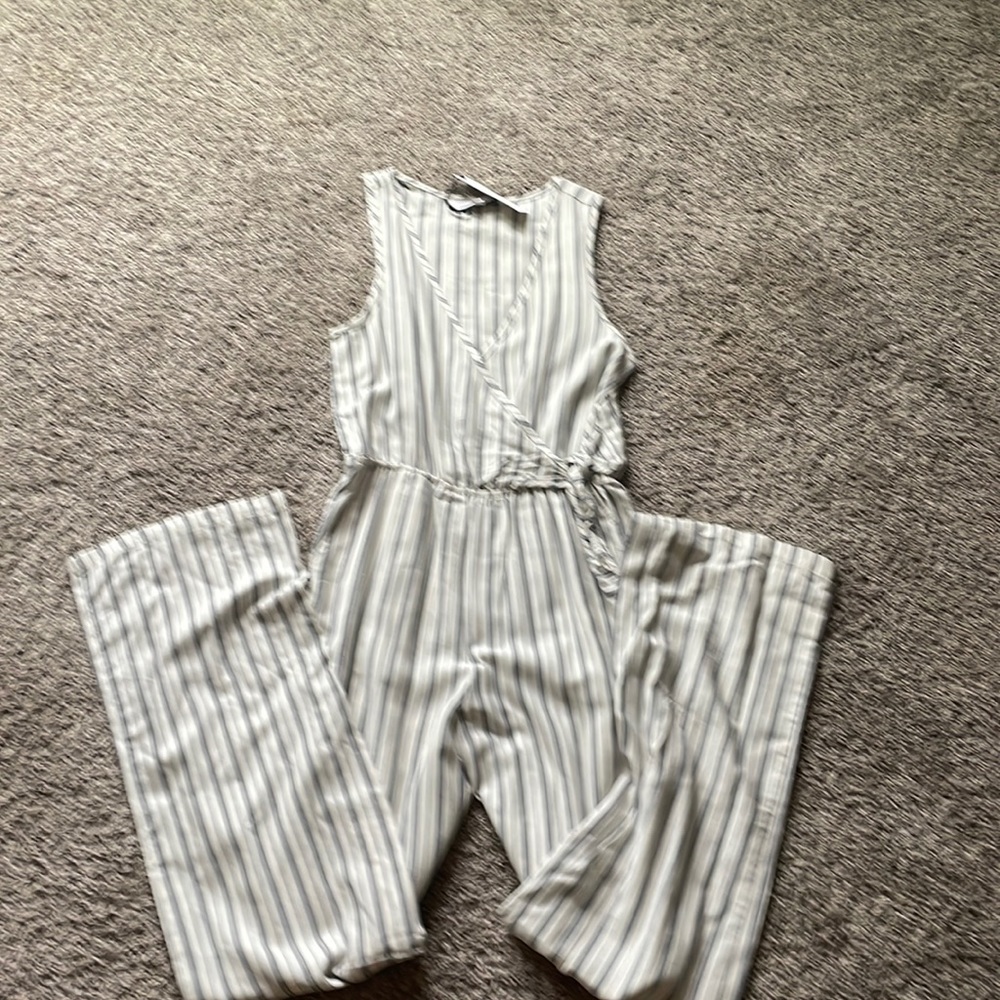 NWT Cupcakes and Cashmere Jumpsuit Sz Small